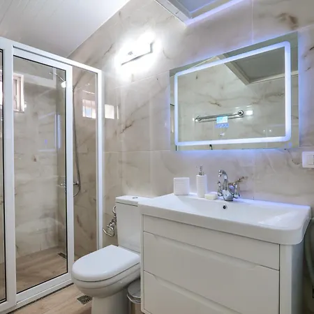 Apartmán 2 *